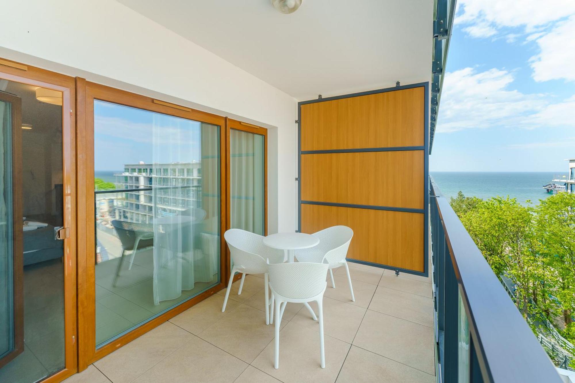 Aquamarina Prima Deluxe Studios With Sea View By Noclegi Renters Misdroy Exterior foto